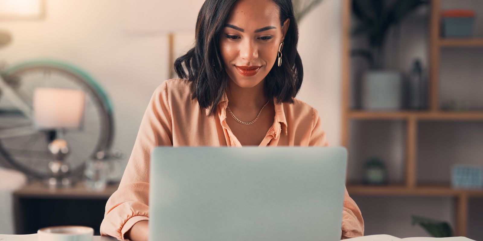 Travail à distance et gestion de courriers : quels sont les enjeux et bénéfices ?