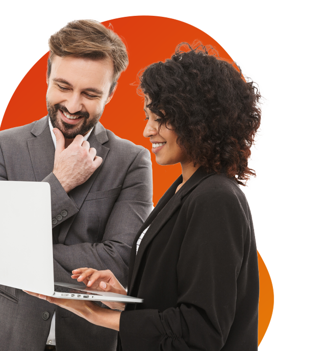 Professionnel utilisant la GED au quotidien