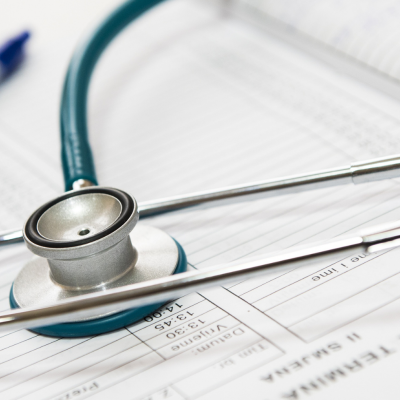 Dossier patient papier vs. Dossier Patient Informatisé (DPI) : réalités et enjeux d’un monde hybride